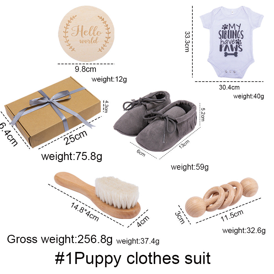 Babys Badetuch-Set mit süßen Spielzeugen