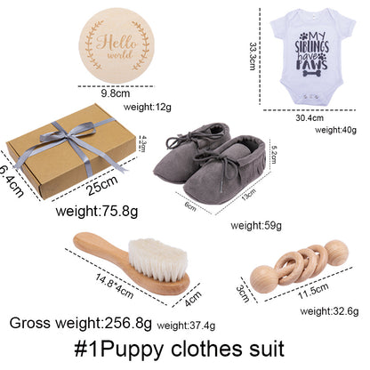 Babys Badetuch-Set mit süßen Spielzeugen