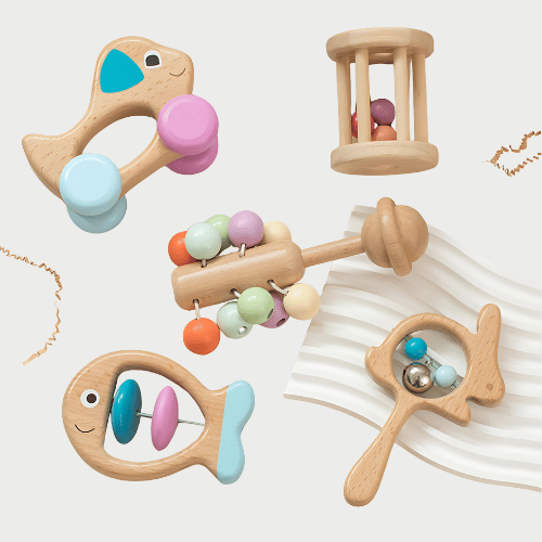 Pastellzauber  Fünfteiliges Holzspielzeugset für Babys